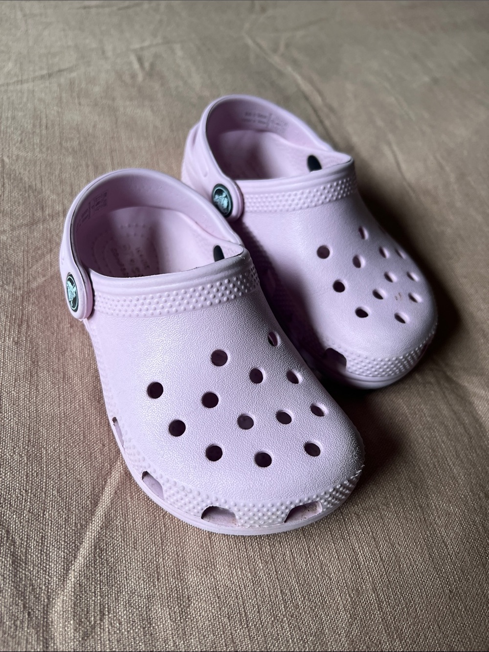 CROCS Kids Classic Clog in Light Pink